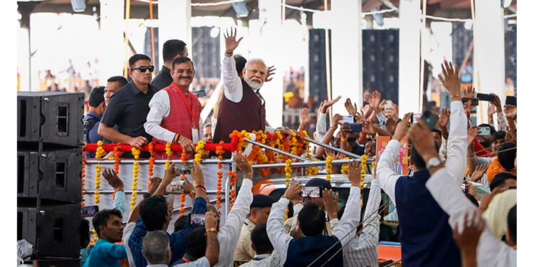 मध्यप्रदेश में दौरों का दौर शुरू: पीएम मोदी, प्रियंका गांधी, अखिलेश, केजरीवाल